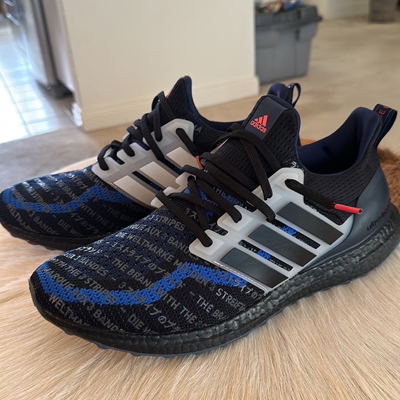 Adidas Ultraboost Size 12 - Picture 5 of 11